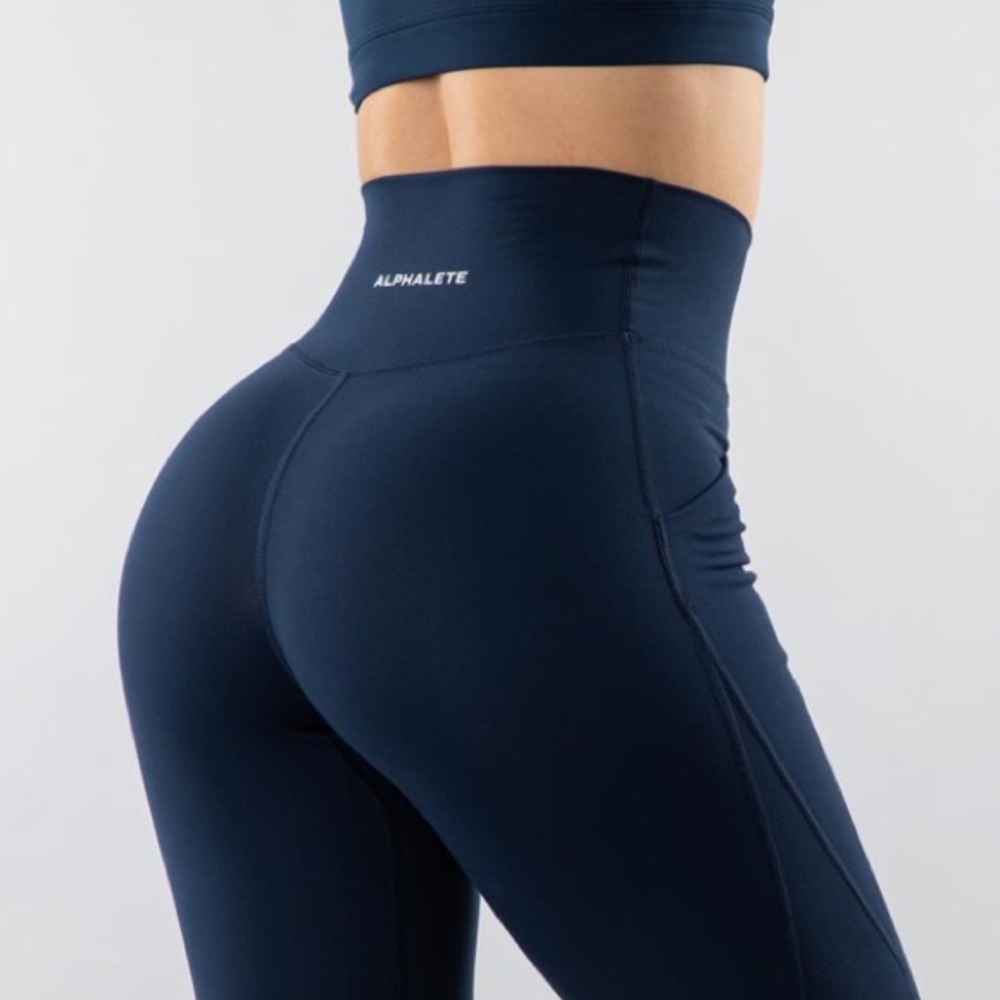 Alphalete Suface Pocket Leggings